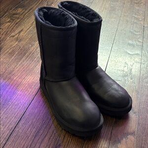 UGG Black Short Shearling Winter Boots